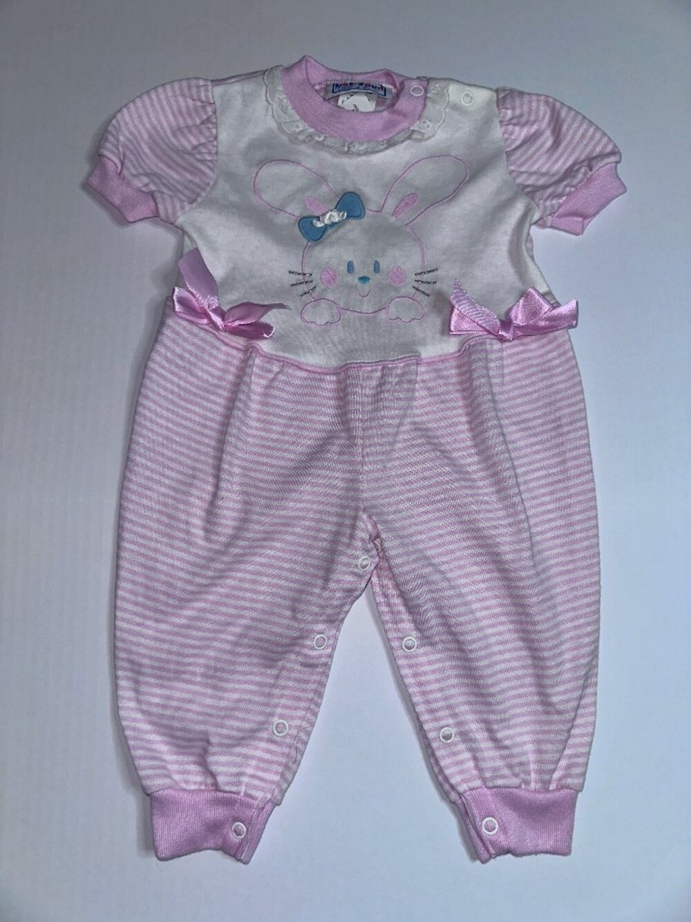 VTG 1990’s Doe Spun Pastel Pink Bunny Romper Baby Size 6-9 Months Rabbit #604